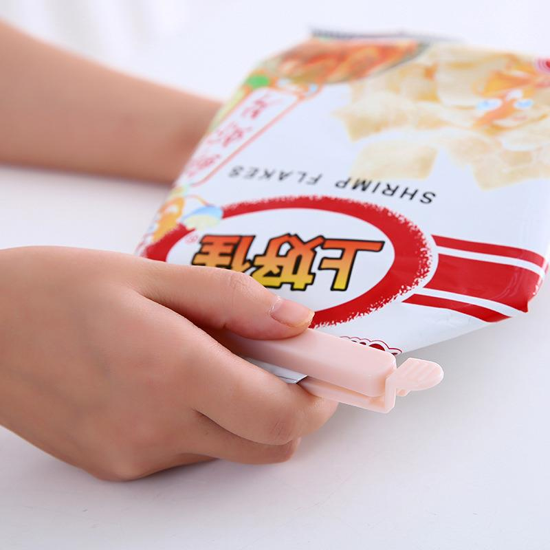 5 PCS Portable New Kitchen Storage Food Snack Seal...