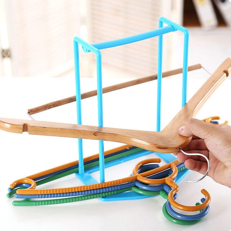 Creative Clothes Hanger Storage Rack Multifunctional Clothespin Oraganizer Holder - Green